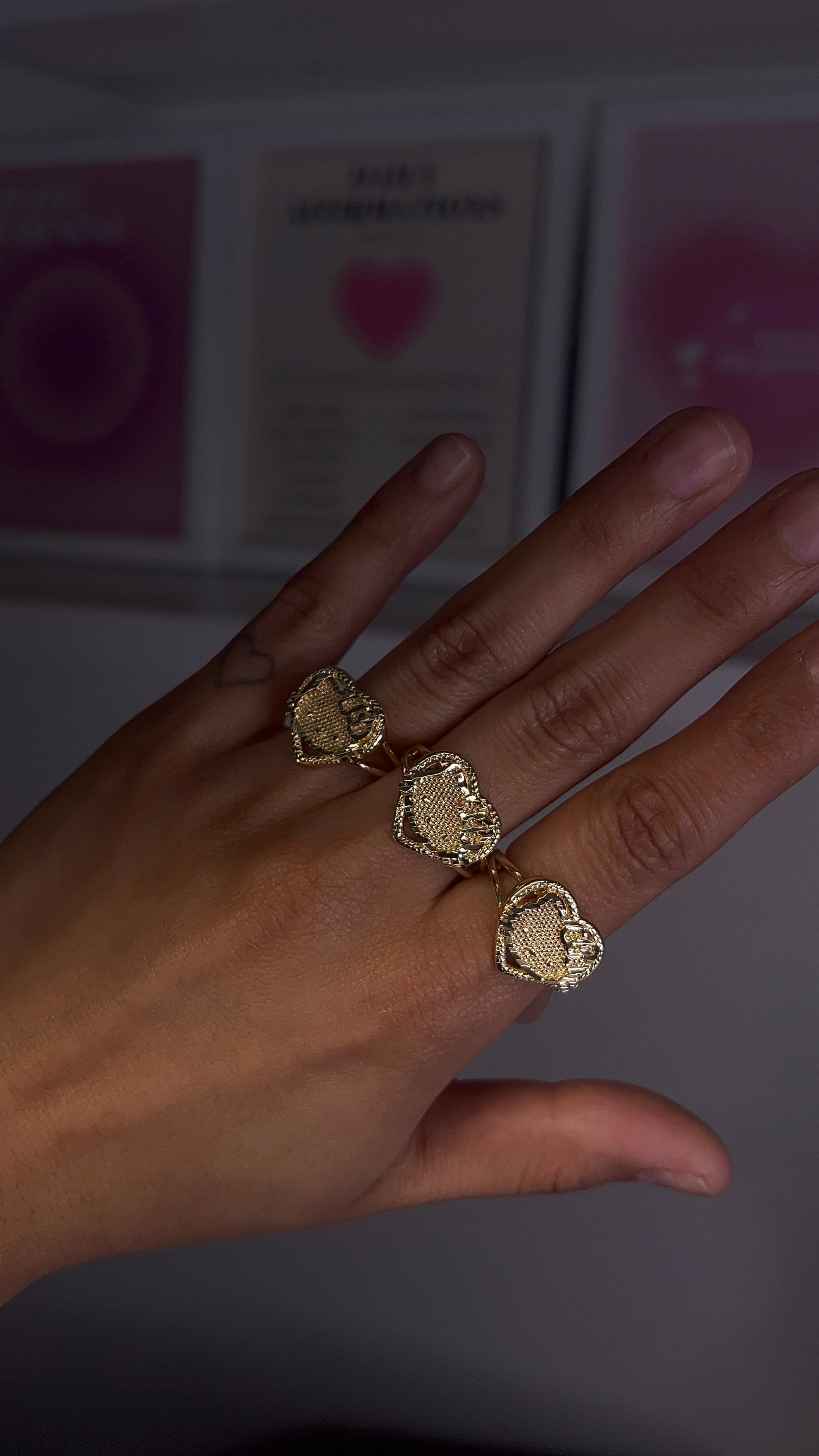 HK heart ring