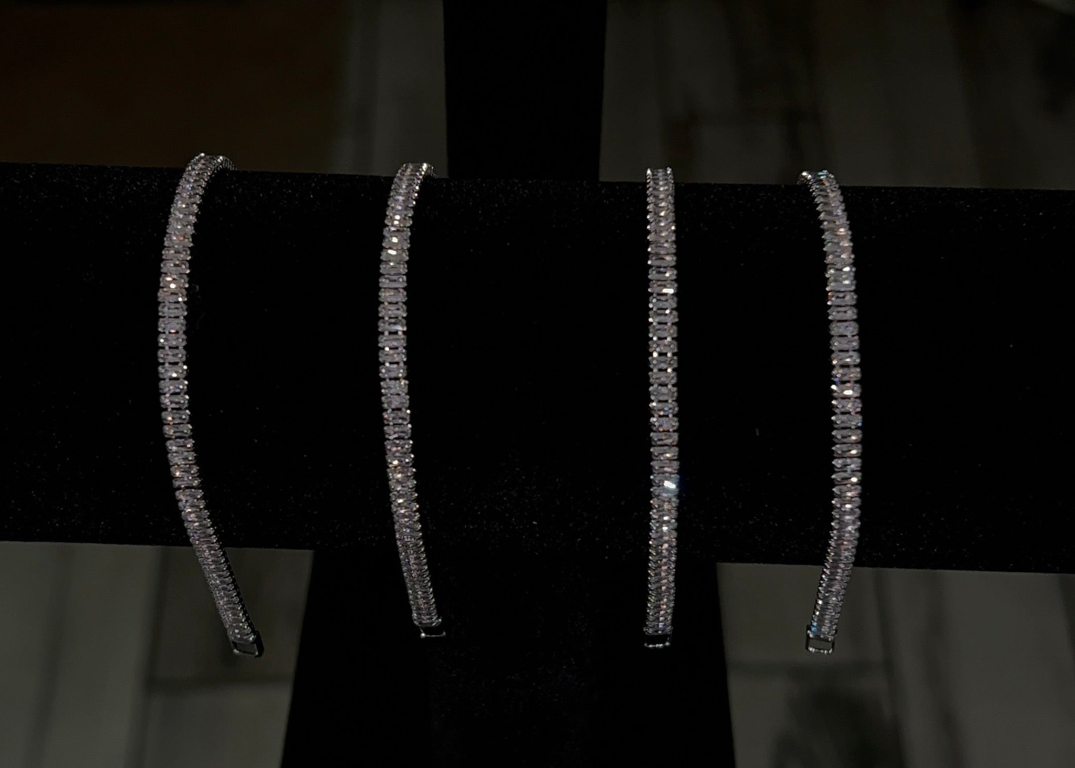 Small Sliver Diamond bracelet